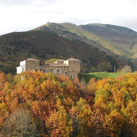 Ferienwohnung Casa Gayon Pola de Allande Exterior foto