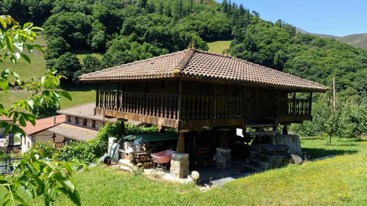 Ferienwohnung Casa Gayon Pola de Allande Exterior foto