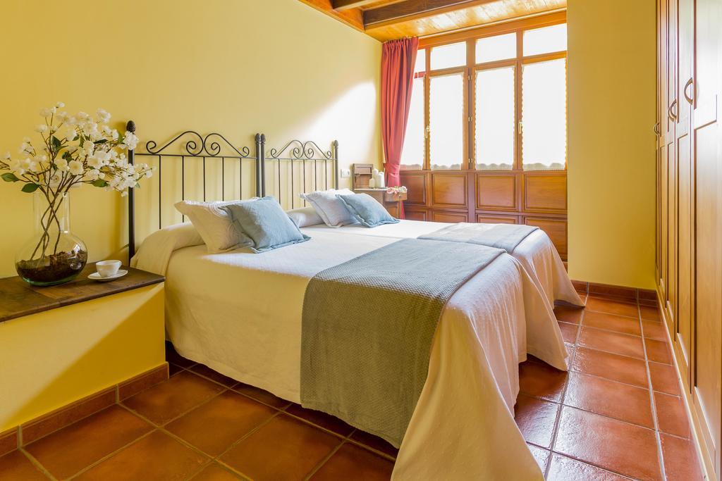Ferienwohnung Casa Gayon Pola de Allande Exterior foto