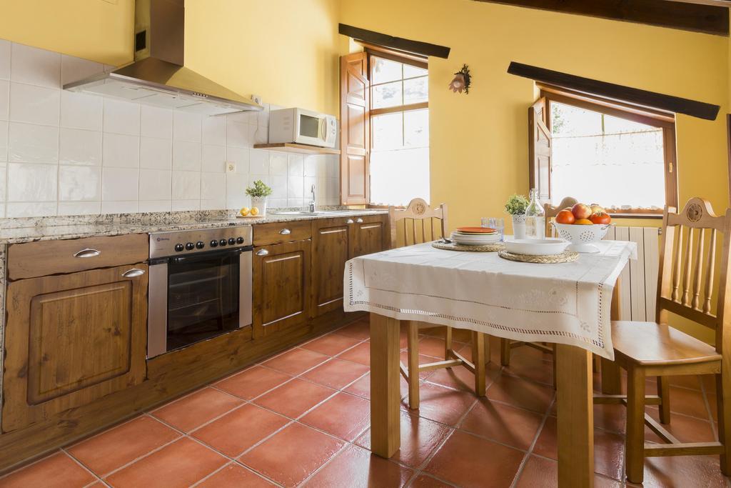 Ferienwohnung Casa Gayon Pola de Allande Exterior foto